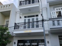 Cho thuê nhà mới hoàn toàn Trần Quốc Hoàn 53m x 5T 20tr/th ô tô đỗ cửa Cho thuê nhà mới hoàn toàn Trần Quốc Hoàn 53m x 5T 20tr/th ô tô đỗ cửa