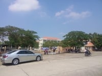 Sang lại 4 dãy trọ cho thuê kín và lô góc 2 mặt tiền chợ 300m2 Sang lại 4 dãy trọ cho thuê kín và lô góc 2 mặt tiền chợ 300m2