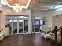Cần cho thuê nhà mặt phố tại các quận trong TP.HCM Cần cho thuê nhà mặt phố tại các quận trong TP.HCM