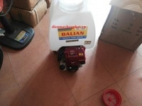 Máy phun thuốc Dalian DL768 động cơ Honda GX35 giá ưu đãi Máy phun thuốc Dalian DL768 động cơ Honda GX35 giá ưu đãi