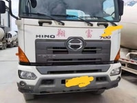 Xe trộn Hino SX 2015,đi 6 vạn, giá tốt nhất trên toàn quốc. Xe trộn Hino SX 2015,đi 6 vạn, giá tốt nhất trên toàn quốc.