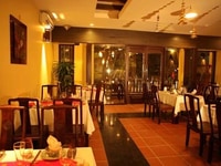 Bán nhà mặt phố Hàng Mắm quận Hoàn Kiếm, dt 150m2, mặt tiền rộng 9m Bán nhà mặt phố Hàng Mắm quận Hoàn Kiếm, dt 150m2, mặt tiền rộng 9m