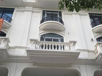 Cho thuê nhà đẹp Dịch Vọng Hậu 3 tầng 150m ngõ ô tô đỗ tránh , Cho thuê nhà đẹp Dịch Vọng Hậu 3 tầng 150m ngõ ô tô đỗ tránh ,