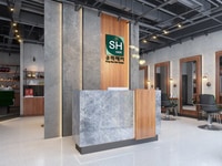 Songhua Hair Salon cao cấp cần tuyển Thợ chính và Thợ phụ Songhua Hair Salon cao cấp cần tuyển Thợ chính và Thợ phụ