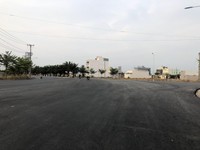Nằm trên trục đường Đại lộ Trần Văn Giàu Bình Chánh, nối dài Tỉnh Lộ 1 Nằm trên trục đường Đại lộ Trần Văn Giàu Bình Chánh, nối dài Tỉnh Lộ 1