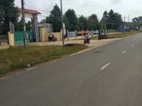 Bán gấp lô đất 200m2,đối diện trường học,sổ hồng sẵn Bán gấp lô đất 200m2,đối diện trường học,sổ hồng sẵn