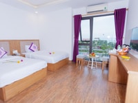 Cho thuê khách sạn 15pn đường Hà Bổng gần Phạm Văn Đồng chỉ 4tr/phòng Cho thuê khách sạn 15pn đường Hà Bổng gần Phạm Văn Đồng chỉ 4tr/phòng