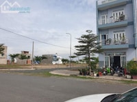 Ngay mt đường Nguyễn Thị Định,liền kề trung tâm hành chính Q2 Ngay mt đường Nguyễn Thị Định,liền kề trung tâm hành chính Q2