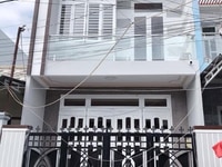 Nhà 1 Trệt 1 Lầu Hẻm 170 Hoàng Quốc Việt - Sổ Hồng Hoàn Công Nhà 1 Trệt 1 Lầu Hẻm 170 Hoàng Quốc Việt - Sổ Hồng Hoàn Công