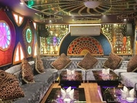Cần sang nhượng quán Bar - Karaoke Nhật mặt tiền Lê Thánh Tôn, Q1 Cần sang nhượng quán Bar - Karaoke Nhật mặt tiền Lê Thánh Tôn, Q1