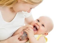 cần người chăm sóc bé lương cao Bao Ăn Ở cần người chăm sóc bé lương cao Bao Ăn Ở