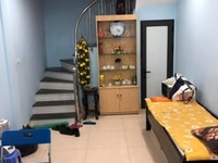 Cho thuê nhà đẹp, sạch sẽ trong ngõ phố Bà Triệu - gần hồ Hoàn Kiếm Cho thuê nhà đẹp, sạch sẽ trong ngõ phố Bà Triệu - gần hồ Hoàn Kiếm