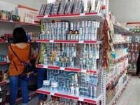 Tuyển gấp 02 người bán hàng tại chỗ Tuyển gấp 02 người bán hàng tại chỗ