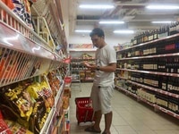 Chi Nhánh Mới ,tuyển 02 nam nữ làm giờ hành chính Chi Nhánh Mới ,tuyển 02 nam nữ làm giờ hành chính