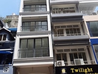 Cho thuê nhà MT Trần Hưng Đạo Q.1. DT:4x18. 6 Lầu Cho thuê nhà MT Trần Hưng Đạo Q.1. DT:4x18. 6 Lầu