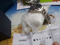 Casio chính hiệu mới cứng 100%, nguyên hộp đầy đủ tem nhãn và thẻ BH. Casio chính hiệu mới cứng 100%, nguyên hộp đầy đủ tem nhãn và thẻ BH.