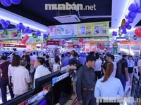 Tuyển dụng trực tiếp không qua trung gian. - Công việc: đứng tại quầy Tuyển dụng trực tiếp không qua trung gian. - Công việc: đứng tại quầy