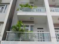 Bán nhà nát mặt tiền Phạm Văn Đồng Bán nhà nát mặt tiền Phạm Văn Đồng