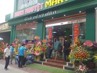 Cửa hàng mới khai trương cần tuyển nhân viên bán hàng Cửa hàng mới khai trương cần tuyển nhân viên bán hàng