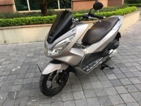 Honda PCX 125 FI nguyên bản 218 Trắng Xám Ít Dùng Honda PCX 125 FI nguyên bản 218 Trắng Xám Ít Dùng