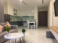 Cho thuê căn hộ vinhome ban công 2pn 2wc 84m2. Cho thuê căn hộ vinhome ban công 2pn 2wc 84m2.