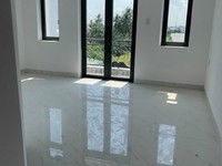 Chỉ còn 1 xuất căn nội bộ giá tốt 1 trệt 2 lầu, tặng full nội thất. Chỉ còn 1 xuất căn nội bộ giá tốt 1 trệt 2 lầu, tặng full nội thất.