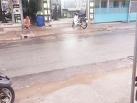 Cần tuyển thợ hớt tóc nam, nữ, yêu cầu cạo mặt ráy tai giỏi, bao lương Cần tuyển thợ hớt tóc nam, nữ, yêu cầu cạo mặt ráy tai giỏi, bao lương