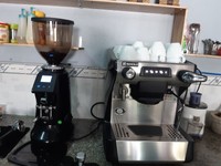 Cần sang lại máy pha cafe giá rẻ. Cần sang lại máy pha cafe giá rẻ.