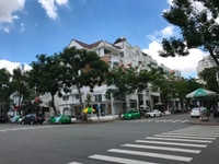 Cho thuê nhà phố góc Hưng Gia 4 ngay giao lộ Bùi Bằng Đoàn Cho thuê nhà phố góc Hưng Gia 4 ngay giao lộ Bùi Bằng Đoàn