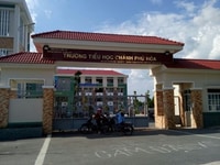 Cần bán 300m2 đất ở Bình Dương, tc hết shr về SG sống với con. Cần bán 300m2 đất ở Bình Dương, tc hết shr về SG sống với con.