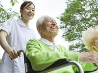 Nhà mình tìm gấp 1 cô giúp việc nhà và 1 cô giữ bé ở lại nhà Nhà mình tìm gấp 1 cô giúp việc nhà và 1 cô giữ bé ở lại nhà