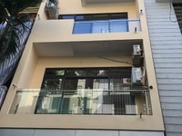 Cần cho thuê nhà mp trần quốc hoàn , Diện tích 60m2*5 tầng , MT 4m Cần cho thuê nhà mp trần quốc hoàn , Diện tích 60m2*5 tầng , MT 4m
