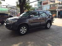 Bán gấp Fortuner 2013 máy dầu số sàn màu xám chì Bán gấp Fortuner 2013 máy dầu số sàn màu xám chì