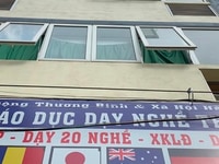 Cho thuê toà nhà văn phòng 180m*8 tầng,ngã tư Nguyễn Trãi- Nguyễn Xiển