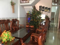 Cần cho thuê nhà nguyên căn nhà mới ,gia chủ đi làm xa ít ở. Cần cho thuê nhà nguyên căn nhà mới ,gia chủ đi làm xa ít ở.