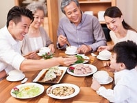 Tìm người giúp việc nhà và chăm sóc người lớn tuổi Tìm người giúp việc nhà và chăm sóc người lớn tuổi