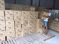 Tuyển 1 lái xe và 2 phụ xe giao hàng tại Hà Nội Tuyển 1 lái xe và 2 phụ xe giao hàng tại Hà Nội
