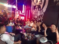 Sang quán cafe beer mặt tiền Phạm Văn Đồng Sang quán cafe beer mặt tiền Phạm Văn Đồng