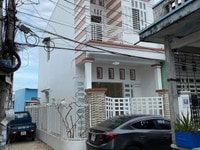 Nhà góc 2 mặt tiền hẻm 11 đa khoa trung ương Nhà góc 2 mặt tiền hẻm 11 đa khoa trung ương