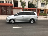Bán xe Toyota innova 2.0E 2014 số sàn, màu bạc, biển 30 rất đẹp Bán xe Toyota innova 2.0E 2014 số sàn, màu bạc, biển 30 rất đẹp