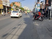 Mặt Tiền Kinh doanh chợ Kim Biên Quận 6. 3.5*15 nở hậu 3 lầu giá rẻ