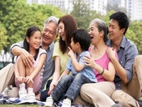 Cần tìm 1 người chăm em bé 1 người giúp việc nhà bao ăn ở Cần tìm 1 người chăm em bé 1 người giúp việc nhà bao ăn ở