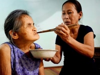 Cần người giúp việc lau dài cho gia đình vì cô giúp việc vừa nghỉ Cần người giúp việc lau dài cho gia đình vì cô giúp việc vừa nghỉ