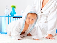 Cần tìm 1 người giữ em bé 1 người giúp việc nhà 1 người chăm người già Cần tìm 1 người giữ em bé 1 người giúp việc nhà 1 người chăm người già