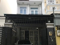 Cần bán nhà hếm xe hơi .xe 7 cho đạu trong nha Cần bán nhà hếm xe hơi .xe 7 cho đạu trong nha