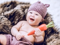 Tuyển nữ chăm em bé đi về từ 8h đến 6h Tuyển nữ chăm em bé đi về từ 8h đến 6h