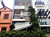 Nhà Phố Hẻm 10M, 2 Làn Xe, Nối Giữa Bạch Đằng-Hồng Hà, 1Km Đến Sân Bay Nhà Phố Hẻm 10M, 2 Làn Xe, Nối Giữa Bạch Đằng-Hồng Hà, 1Km Đến Sân Bay