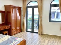 Nhà to Quận 4 cạnh mặt tiền, tặng nội thất cao cấp, ở ngay Nhà to Quận 4 cạnh mặt tiền, tặng nội thất cao cấp, ở ngay