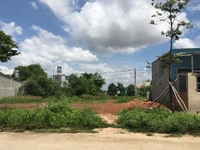 Nợ tiền ngân hàng bán gấp lô đất mặt tiền,DT:205m2 vị trí đẹp,dân đông Nợ tiền ngân hàng bán gấp lô đất mặt tiền,DT:205m2 vị trí đẹp,dân đông
