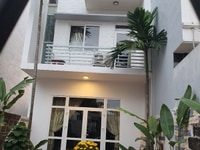 Bán mặt tiền Nguyễn Xí, dtđ: 125m2, 4 tầng, dtsd: 264m2, có sân vườn Bán mặt tiền Nguyễn Xí, dtđ: 125m2, 4 tầng, dtsd: 264m2, có sân vườn